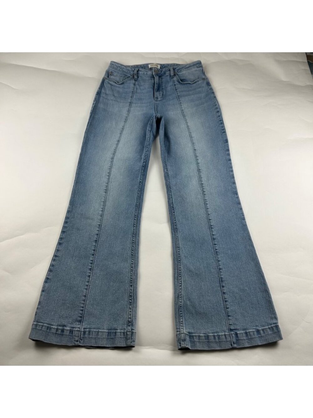 LONG Shyanne Light Wash Stretch Denim Wide Leg Jeans 32